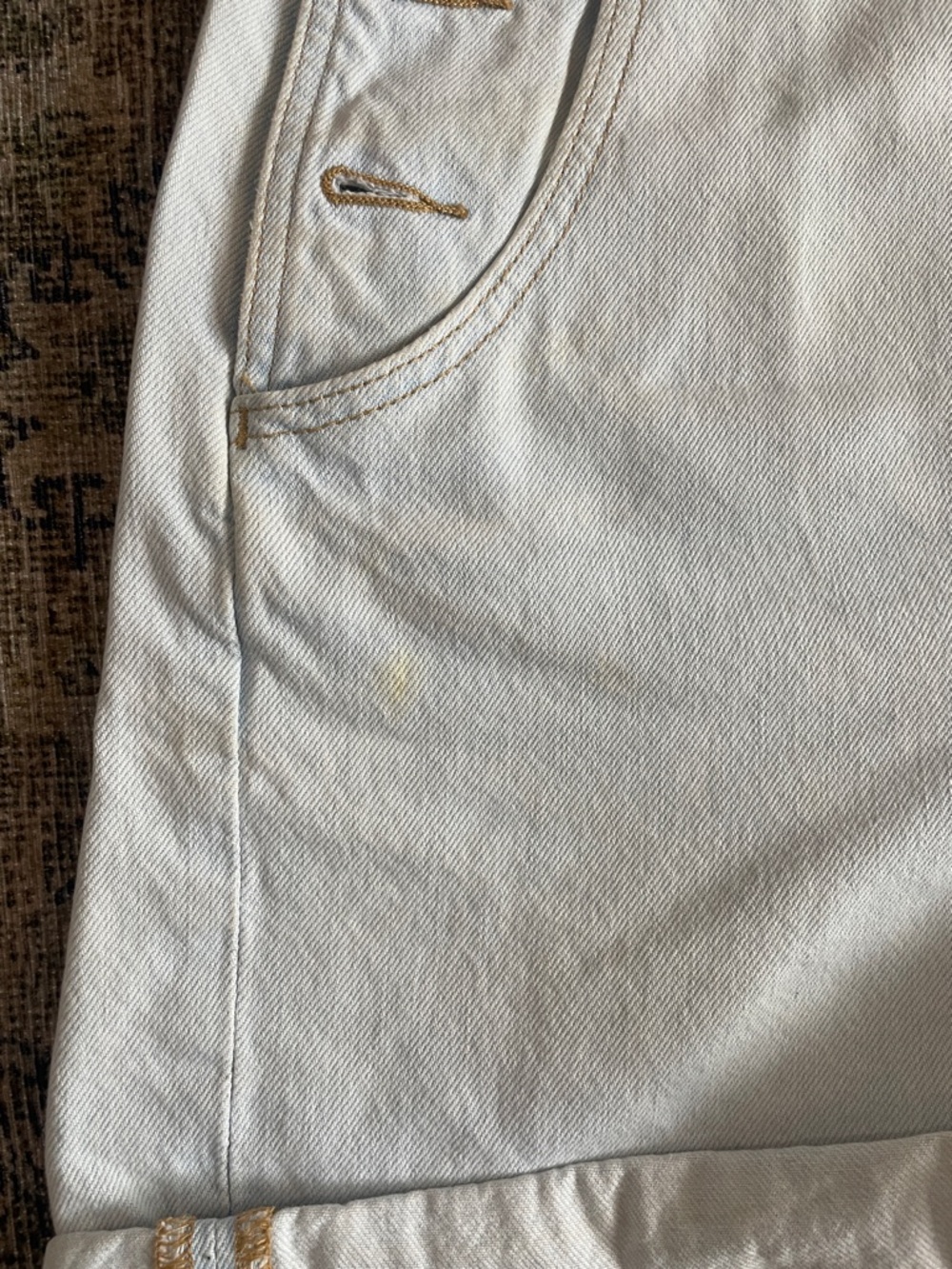 Levi's White Denim Short Overalls - Picture 2 of 3